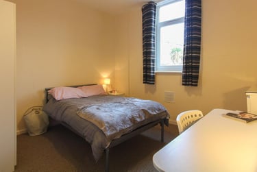 6 bed house, Malefant Street, Cathays, Cardiff, CF244QE - Image 5